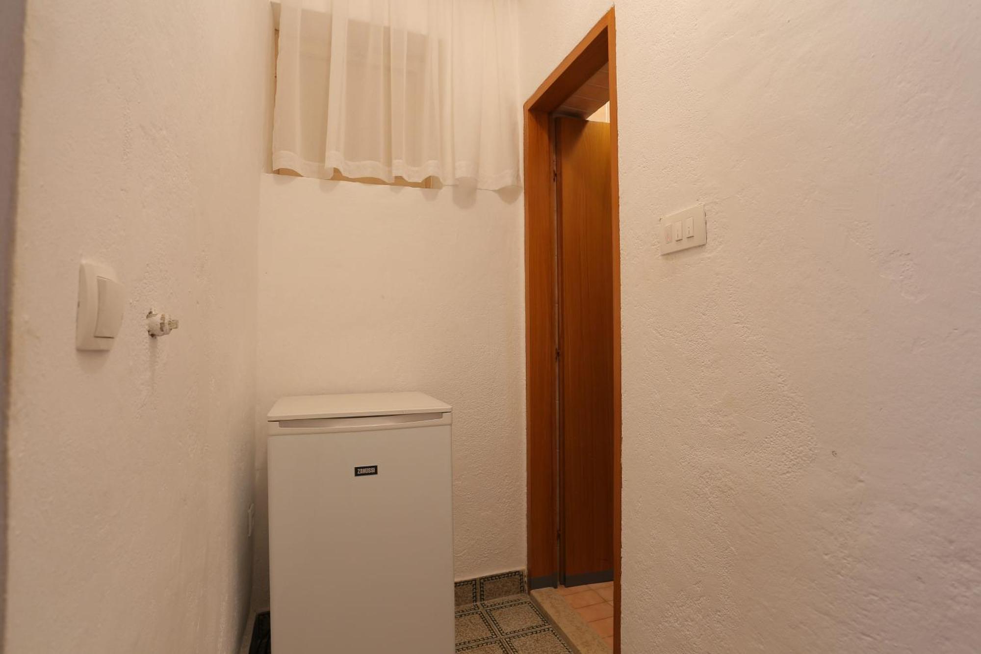 Apartments And Rooms With Parking Space Tucepi, Makarska - 5263 ภายนอก รูปภาพ
