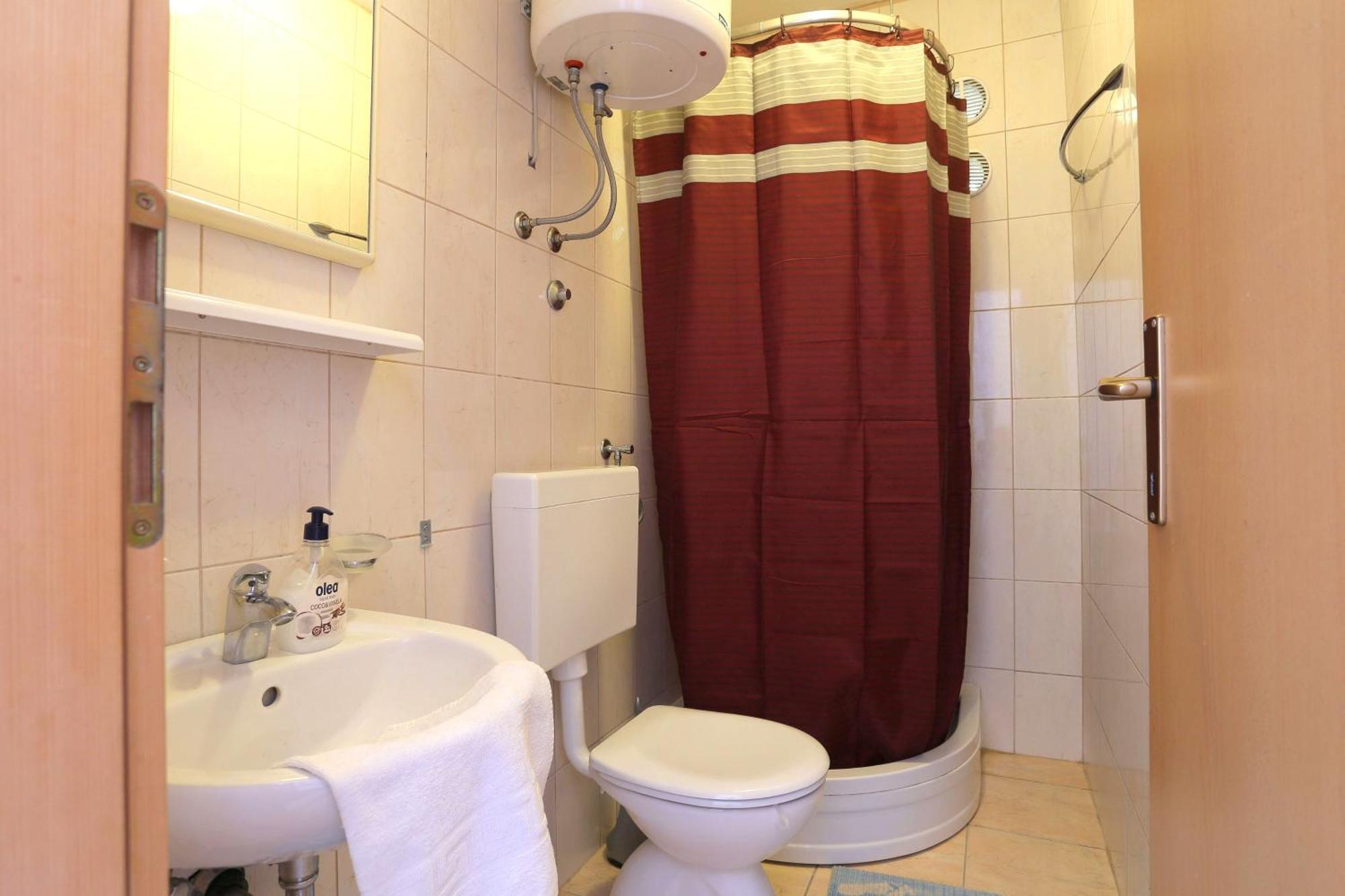 Apartments And Rooms With Parking Space Tucepi, Makarska - 5263 ภายนอก รูปภาพ